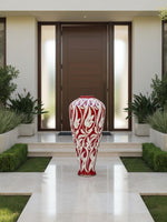 Vase Atlas Rouge Safi en céramique artisanale gravée rouge et blanc, hauteur 1m30, décoration haut de gamme marocaine.